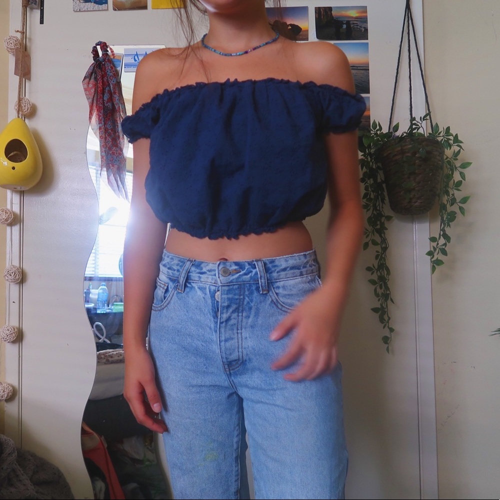 Off the shoulder floral design top!